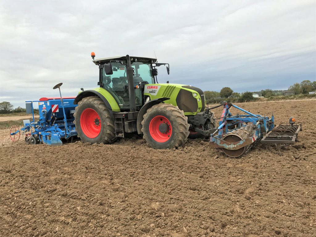 There was a large amount of machinery demonstrated on the day. This one-pass was accompanied by mainly discs, stubble cultivators and min-till equipment