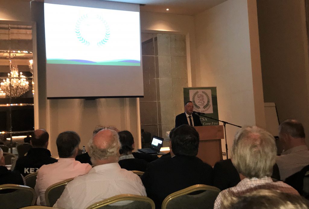 ICSA’s general secretary Eddie Punch addressing the large crowd in Mullingar