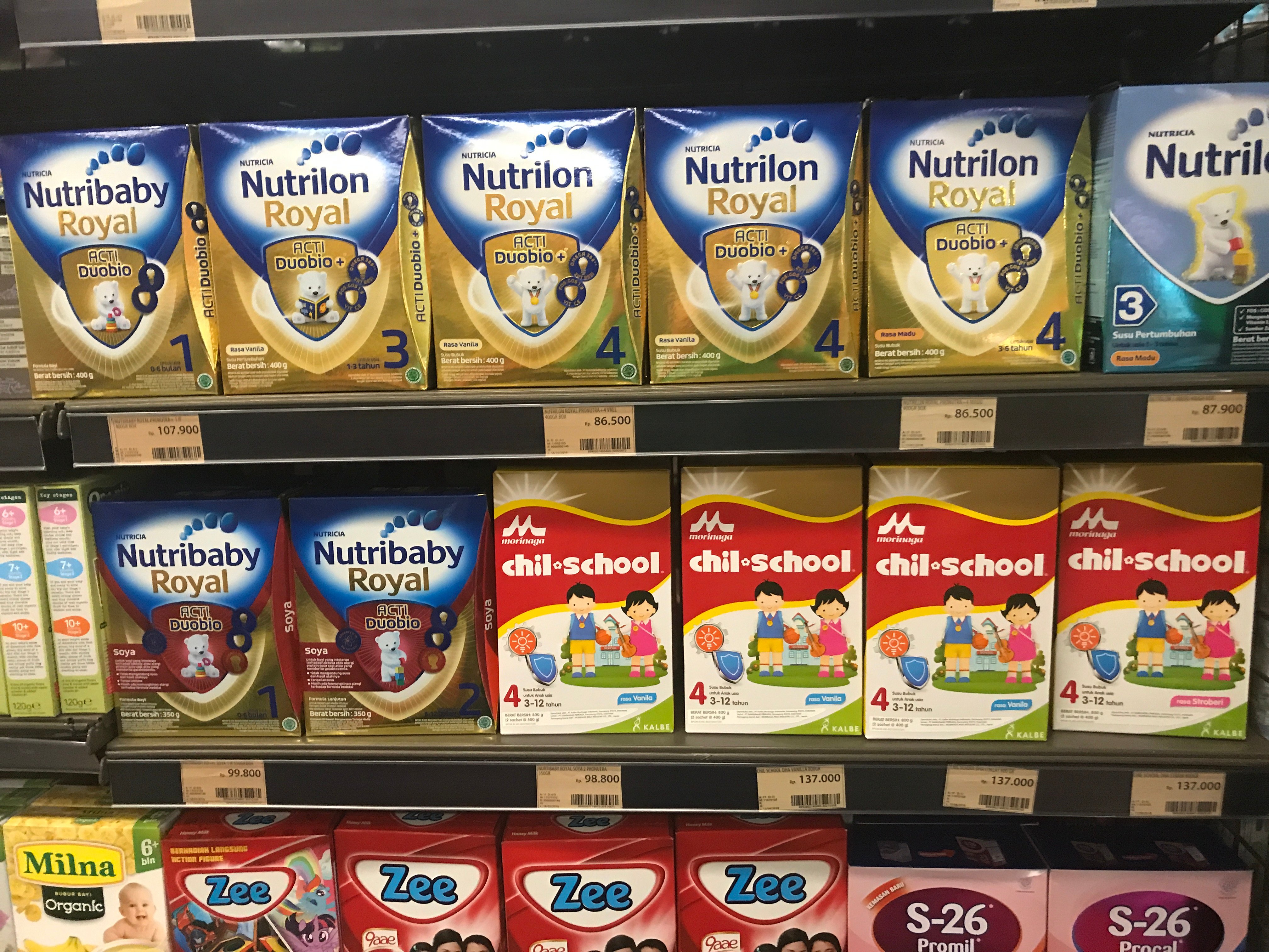 Milk formula on the shelves in a supermarket in Indonesia that AgriLand visited as part of the Bord Bia Trade Mission