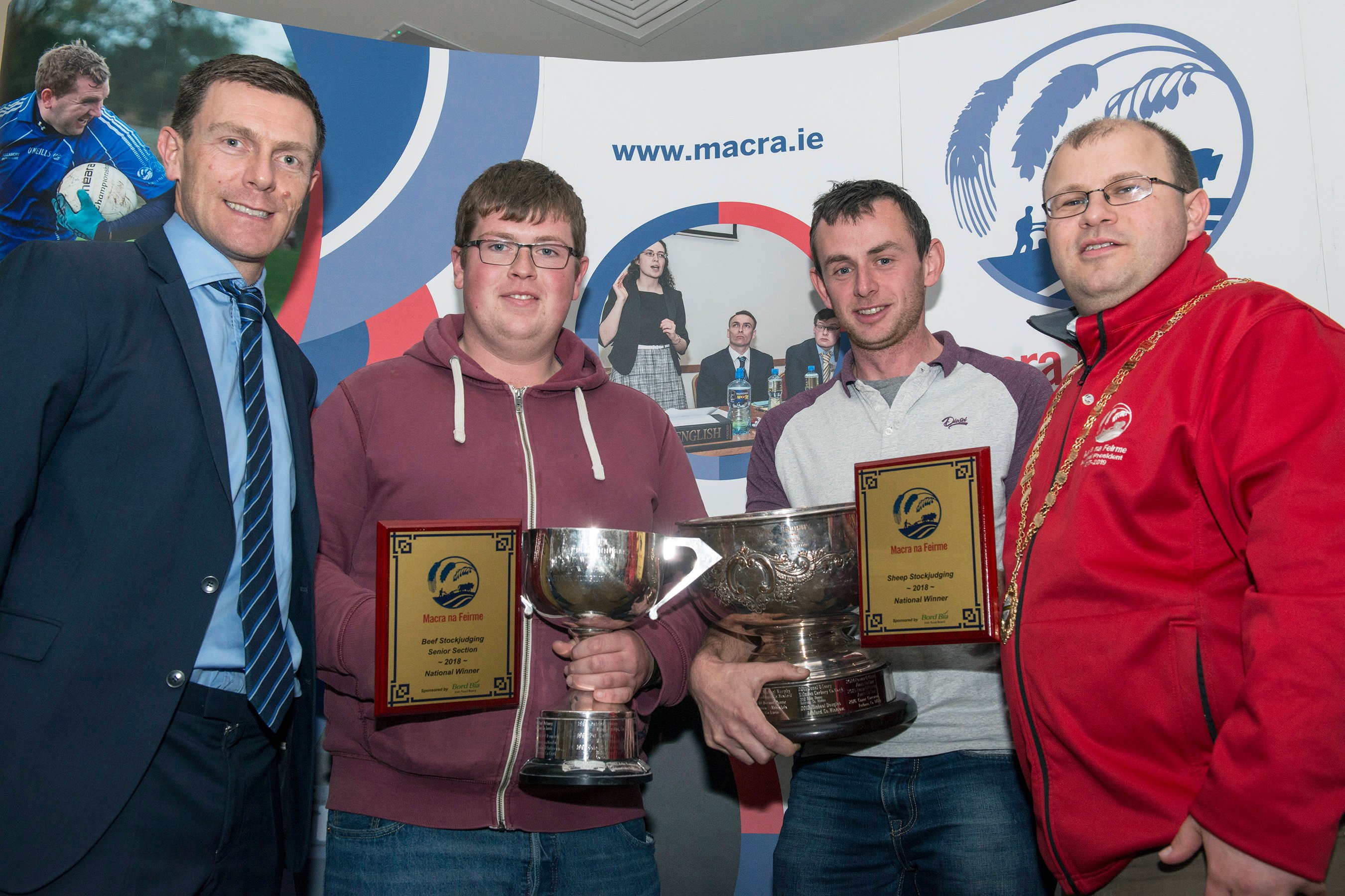 L-R: Joe Burke, Bord Bia; Liam Brophy, Beef Stockjudging Senior Section national winner; Graham Grothier, Tullow, Sheep Stockjudging national winner; and James Healy, Macra president. Image source: O’Gorman Photography