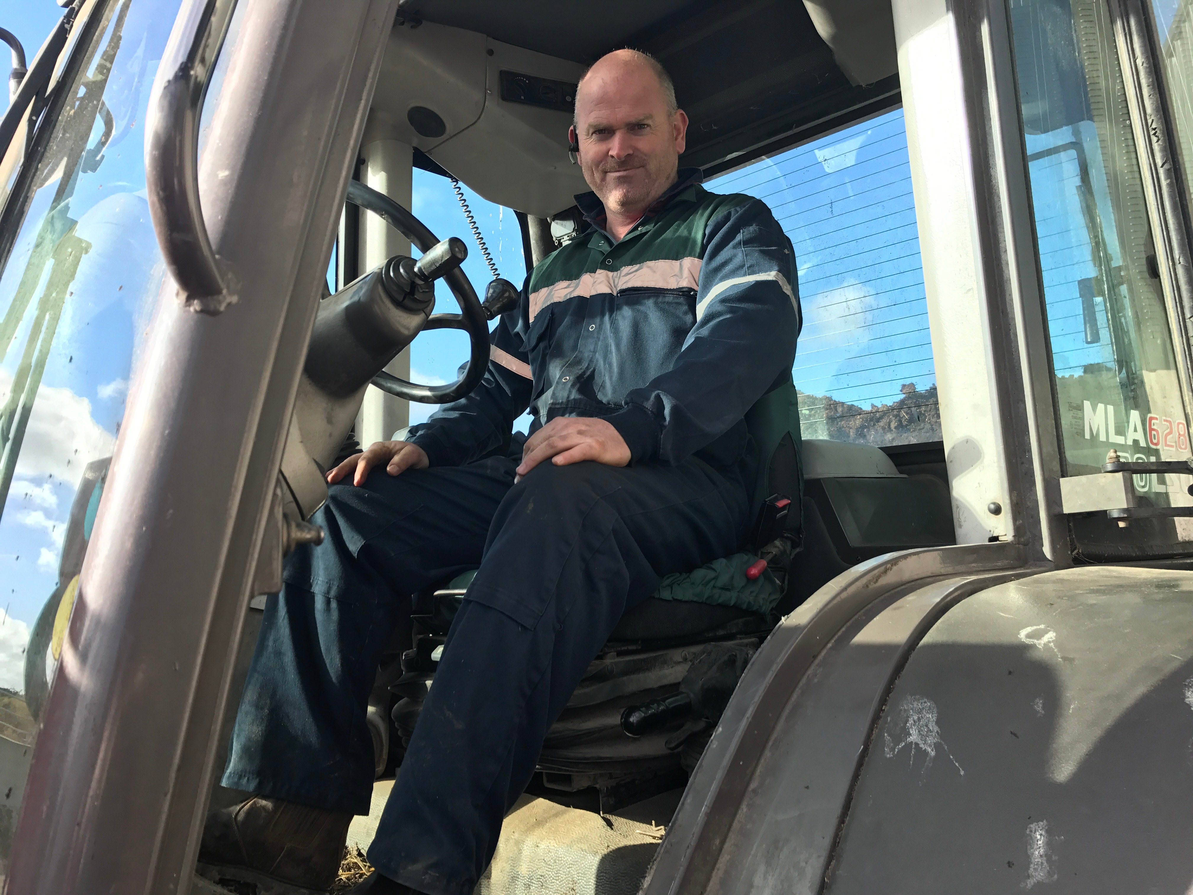 John Mulhare was pushing up beet in the clamp when AgriLand visited