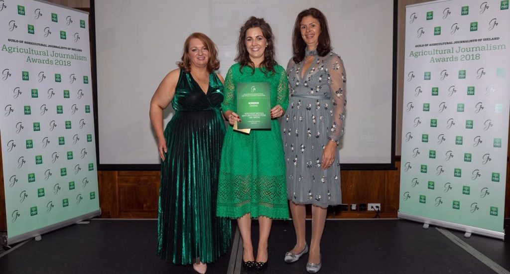 L-R: Ciara Leahy, chairperson of the Guild of Agricultural Journalists; Claire Mc Cormack, news editor, AgriLand; and Zoe Kavanagh, NDC CEO. Image source: Dylan Vaughan