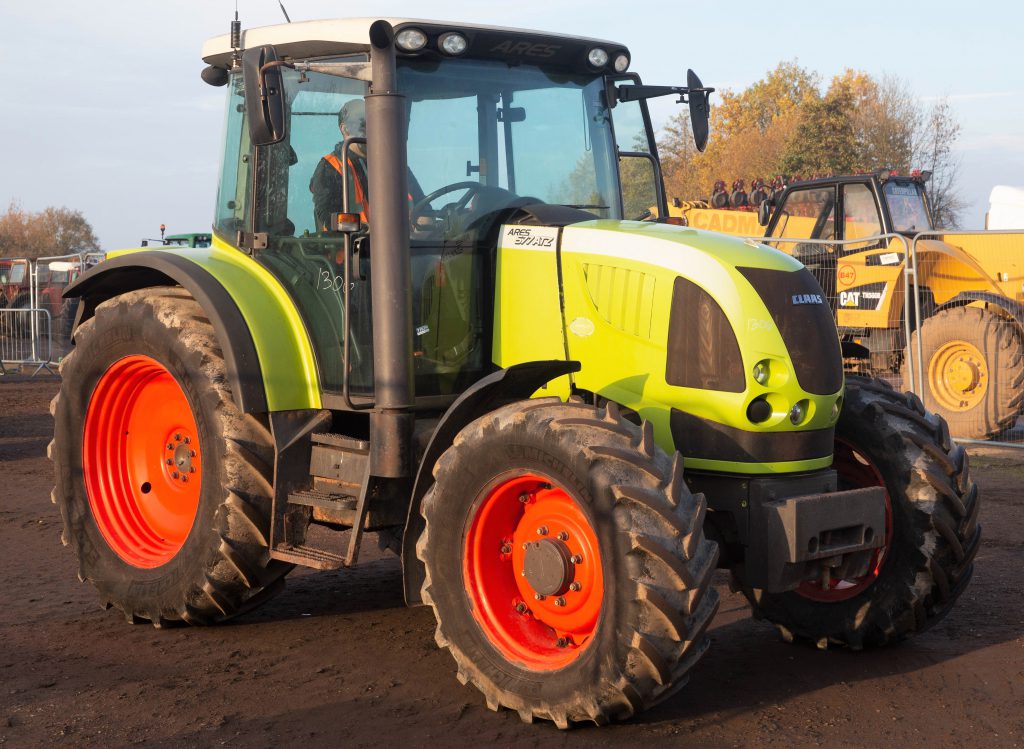 This 2005 Claas Ares 577 ATZ (40kph; cab suspension; air-conditioning; 2,485 hours) sold for £13,800