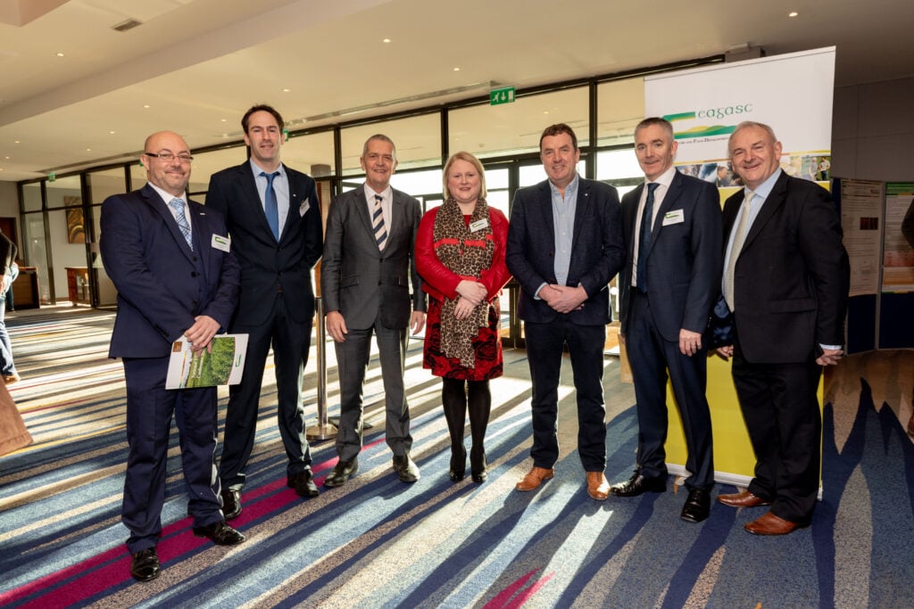 From L-R: Some of the speakers at the Teagasc national tillage conference were John Spink, Teagasc; Steven Kildea, Teagasc; Guy Smith, deputy president of the National Farmers’ Union; Fiona Thorne, Teagasc; John Cullen, John Cullen grain and tillage farmer; Ewen Mullins, Teagasc; and Andy Doyle, chairperson. Image source: Dylan Vaughan