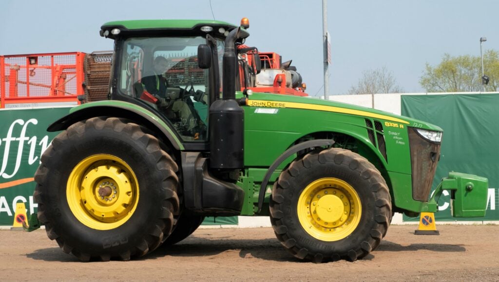 This 2014 John Deere 8335R ('direct from local estate'; 2,800 hours) sold for £82,000