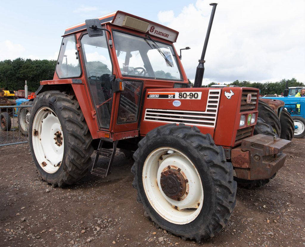 This Fiat (Fiatagri) 80-90 DT (13.6R38 rear and 11.2R28 front wheels/tyres) sold for £10,800