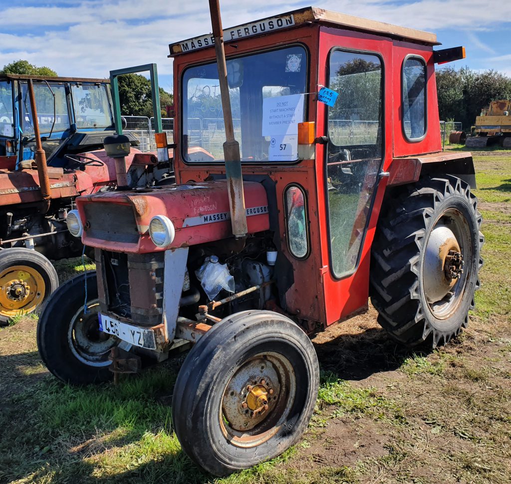 This 1979 Massey Ferguson 135 (lot 57) sold for €3,000