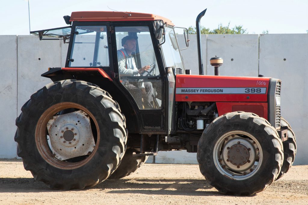 This Massey Ferguson 398 (4WD; 8,502 hours) sold for £6,800