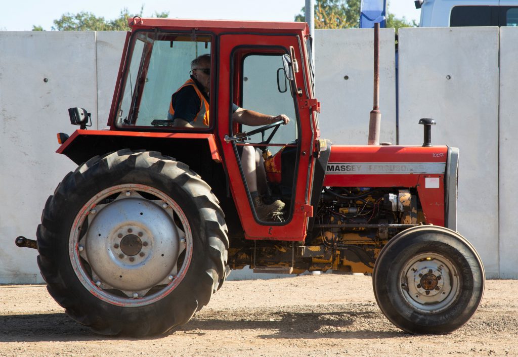 This 1982/1983 Massey Ferguson 20E (6,038 hours) sold for £3,700