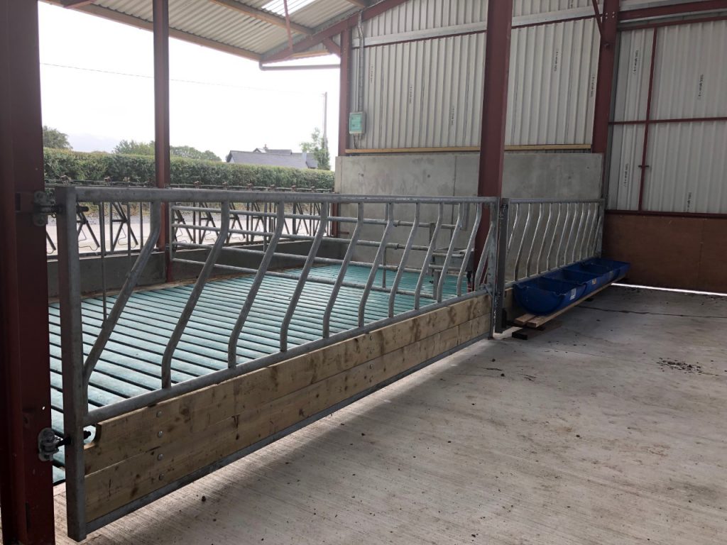 Cattle can be fed from both inside and outside of the shed