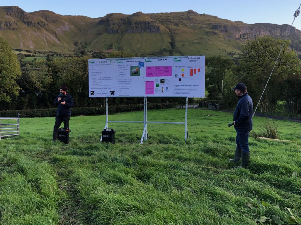 Michael Gottstein of Teagasc talking to farmers about the risk of liver fluke at this time of year