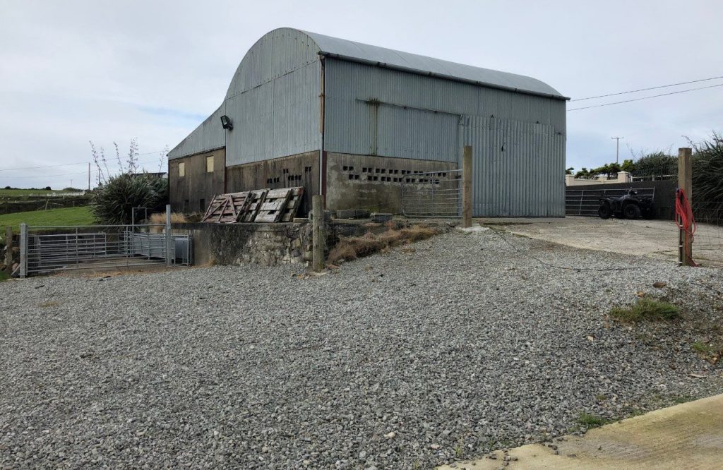 Original lean-to housing unit