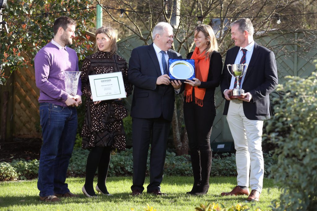 Overall winners of the Glanbia Ireland Grain Awards for 2019 were Ross and Alison Hendy, Cloncrane Farm, Clonbullogue Co Offaly. Pictured are Ross Hendy; Aoife Murphy, Glanbia Ireland director of ingredients; Martin Keane, Glanbia chairman; Alison Hendy; and Agronomist Peter O’Grady. Image source: Finbarr O’Rourke