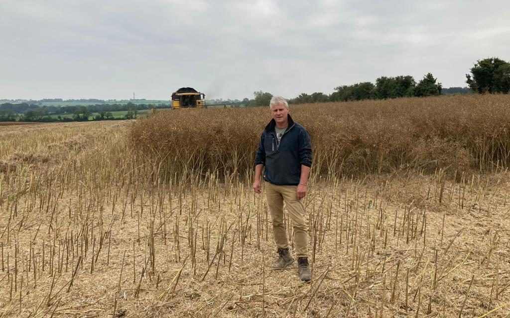Ivan Curran was harvesting his crop of HEAR on Broadleas Farm on Wednesday of this week. Image source: Jayne Smyth, Glanbia Ireland