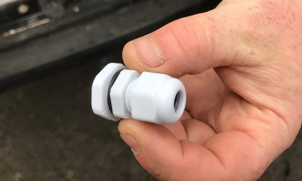 Protective cable gland