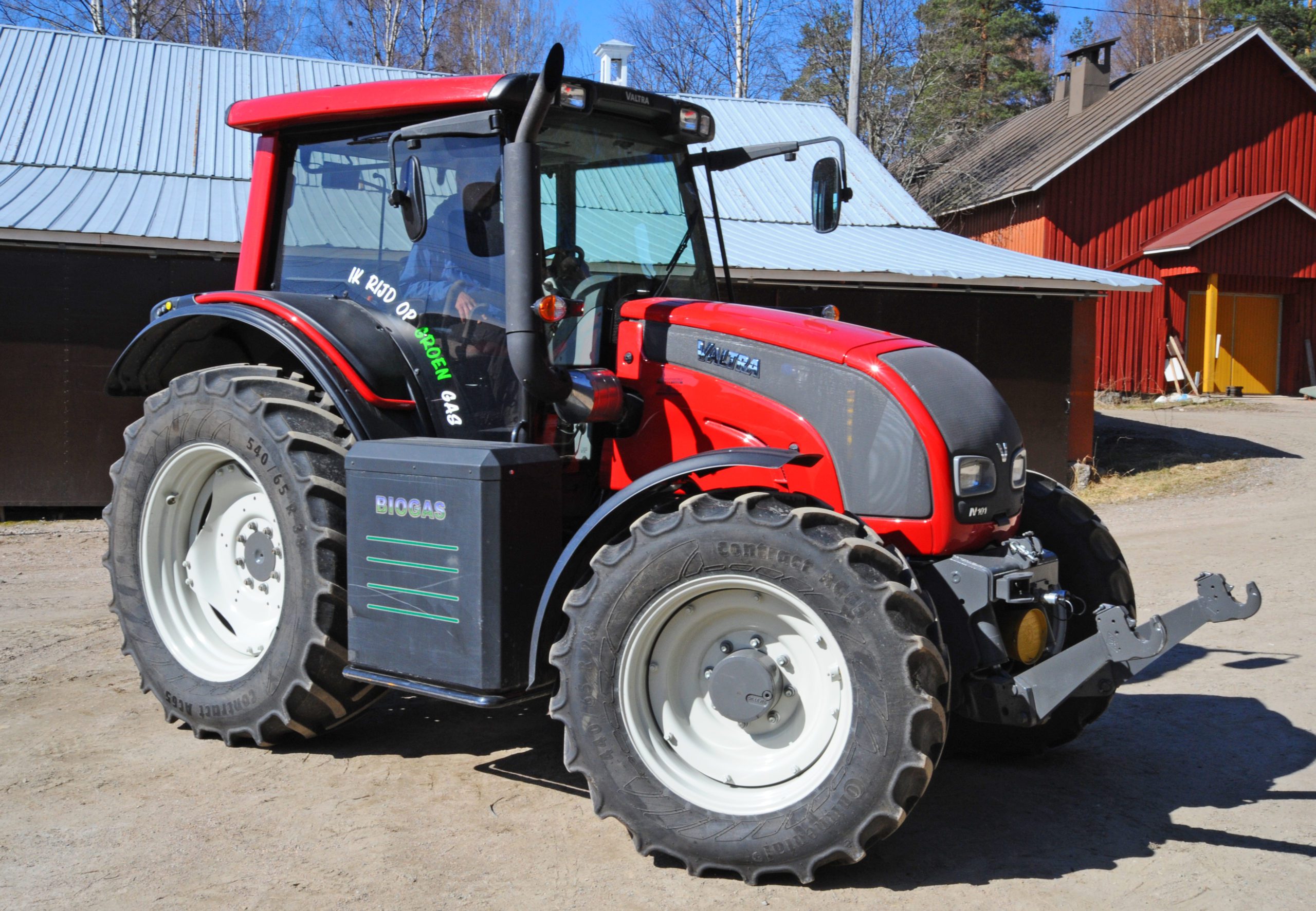 This N series Valtra was being used as a test mule for Biogas power in 2016