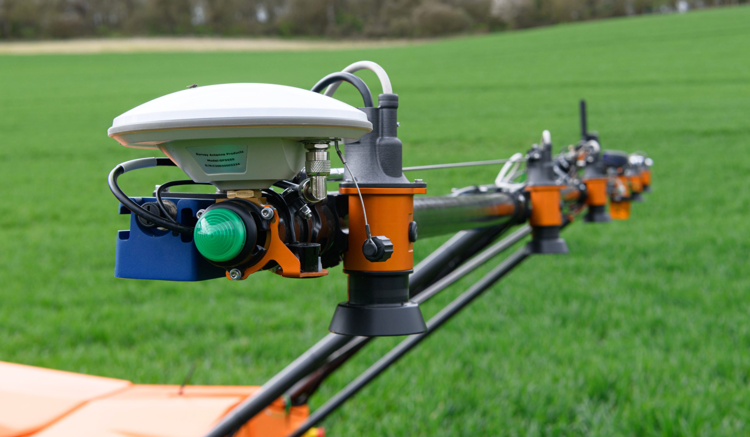 Visual sensors and GPS accurate to within 1mm, are located on the robots boom