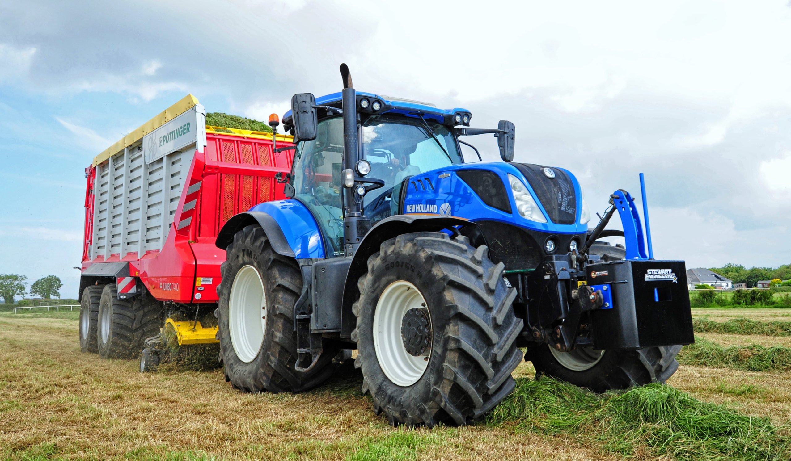 A dry, light crop can be densely packed by the new Jumbo
