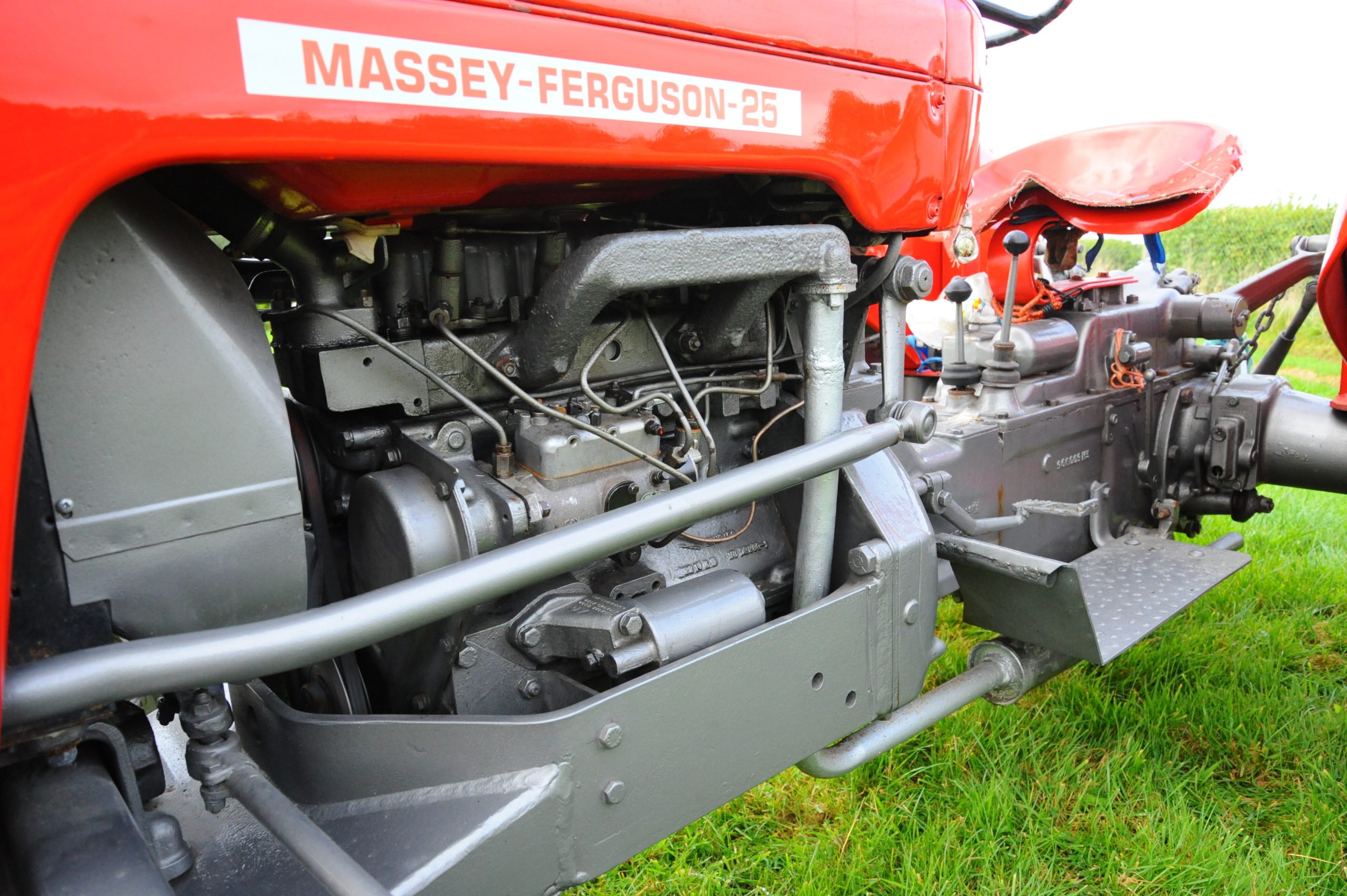 The MF 25 was powered by a three cylinder Perkins engine