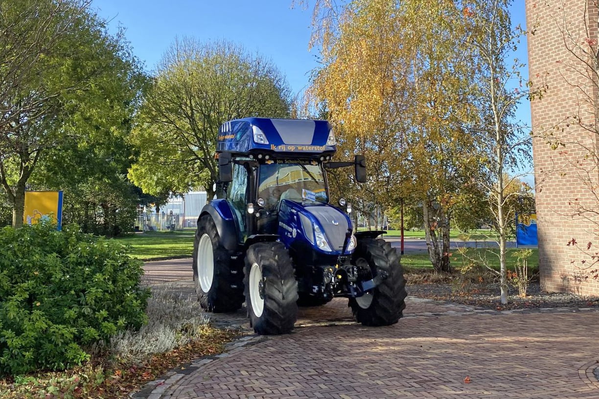New Holland and Jos Scolman, of the Netherlands, jointly developed this diesel + hydrogen burning tractor in 2020
