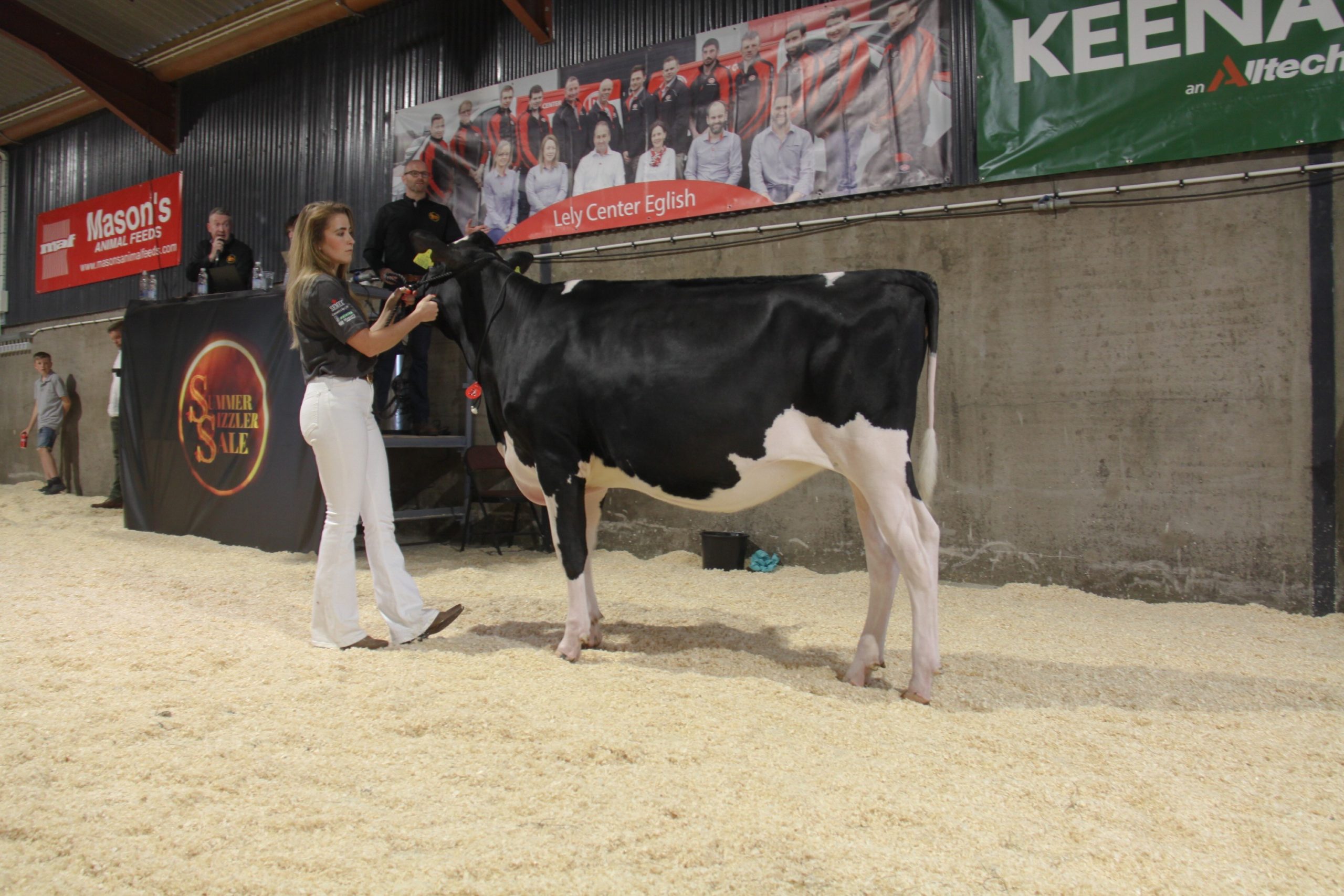 Image source: Evie TomlinsonLot 24: Glasson Doorman G Platinum ET sold for 6,200gns