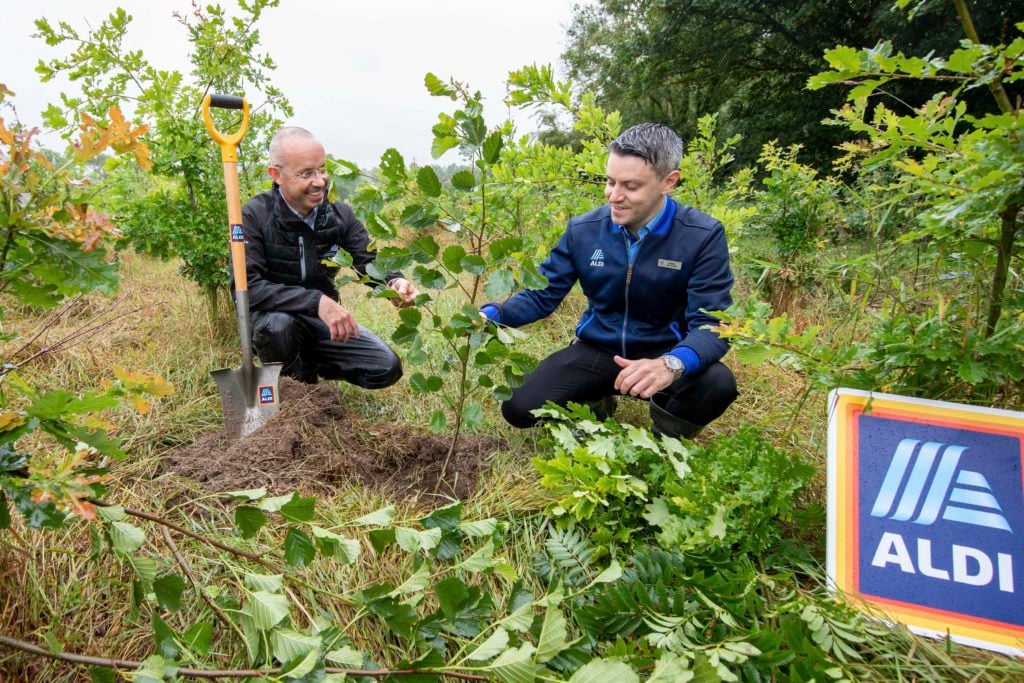 Gerard Dunne, Greenbelt and Daniel Groome, Aldi store manager. Image: Conor Healy/Picture It Photography