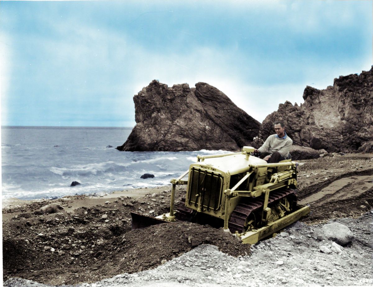John Deere tractors were sold alongside Caterpillar models such as the Twenty Two