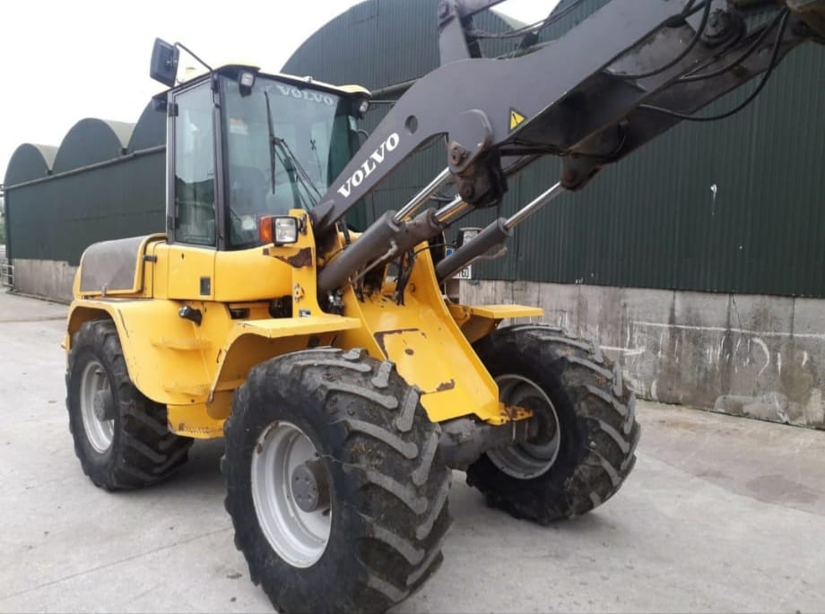 The Volvo L45B has 94hp and a static tipping capacity of 5.8t