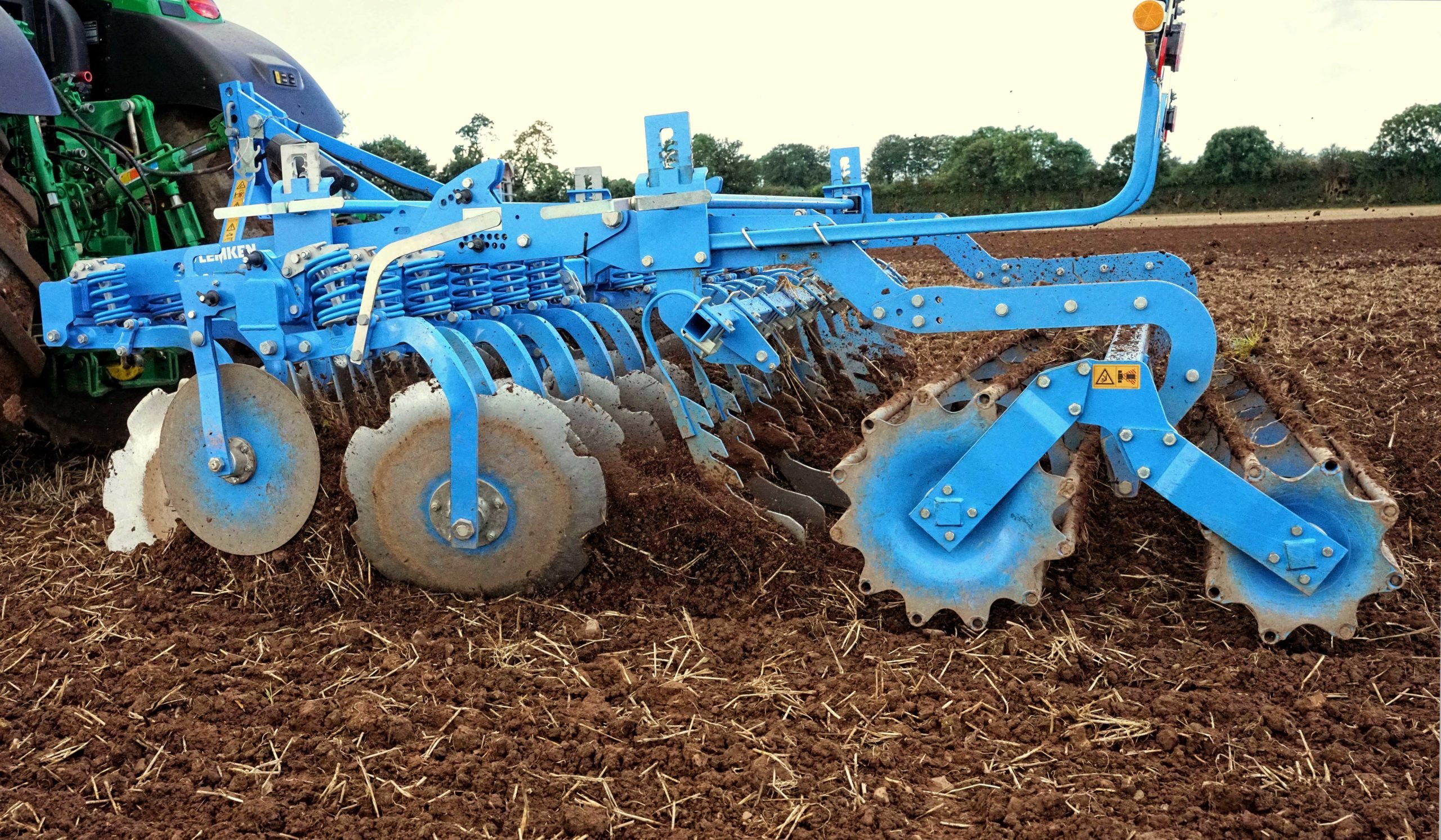 Lemken Rubin 10 disc sets are designed to hang from the frame rather than take the weight of the implement
