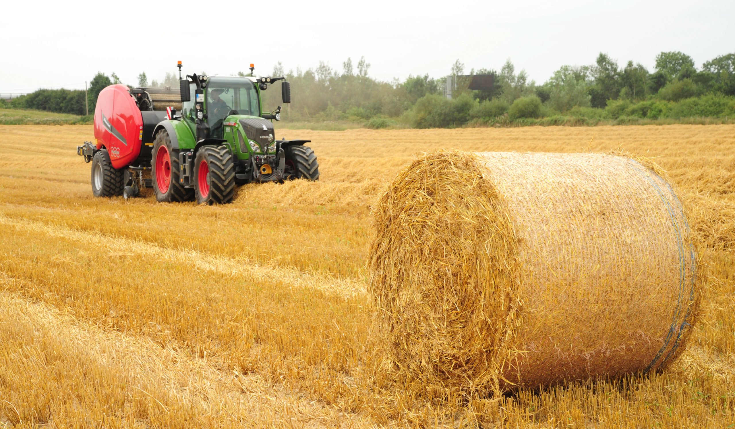 Kverneland claims it has successfully cracked the problem of non-stop baling