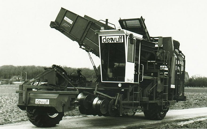 Dewulf introduced its fist self-propelled harvester in 1989, known as the R3000