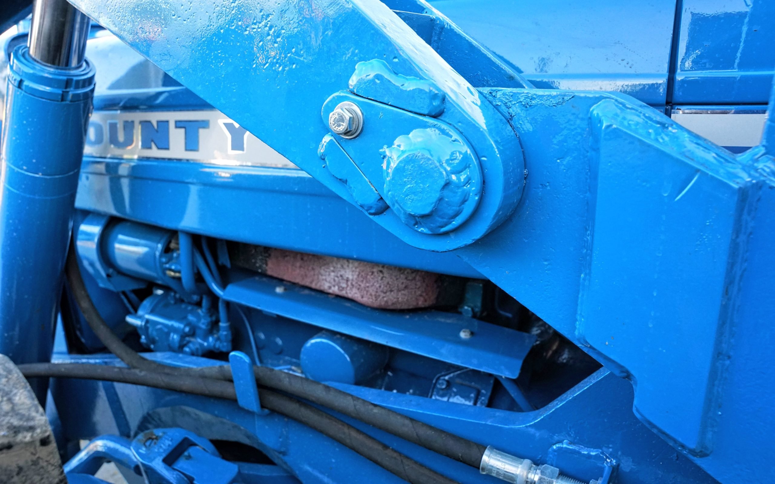 The repair to the right hand boom mount was reinforced with extra plating