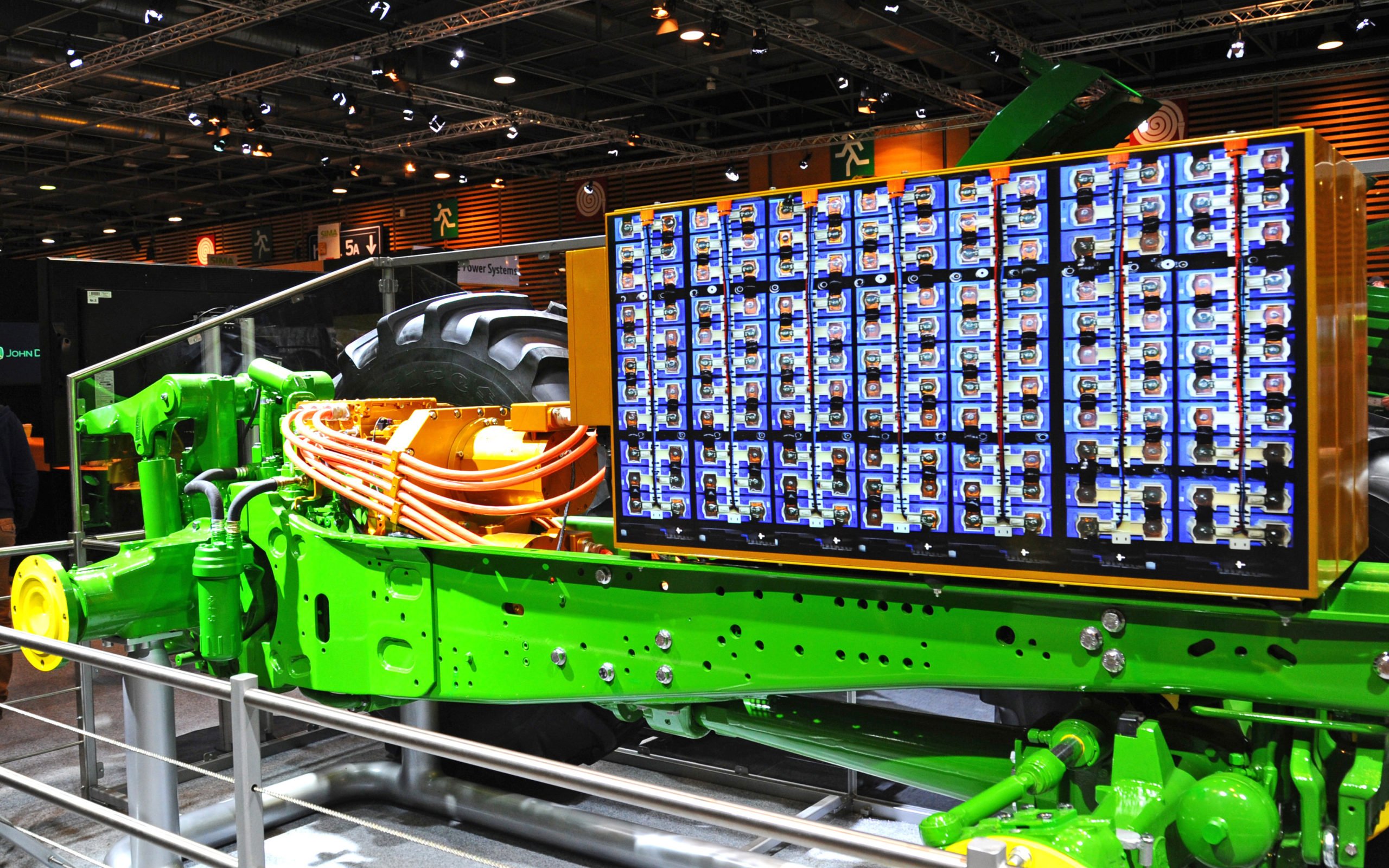 First shown at SIMA in 2017 the John Deere battery powered tractor had an estimated running time of around four hours