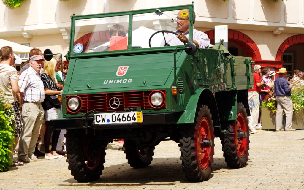 A pre-1953 model showing the old Bull logo. It was seen at a vintage parade in Nagold, not far from where it was built at Gaggenau