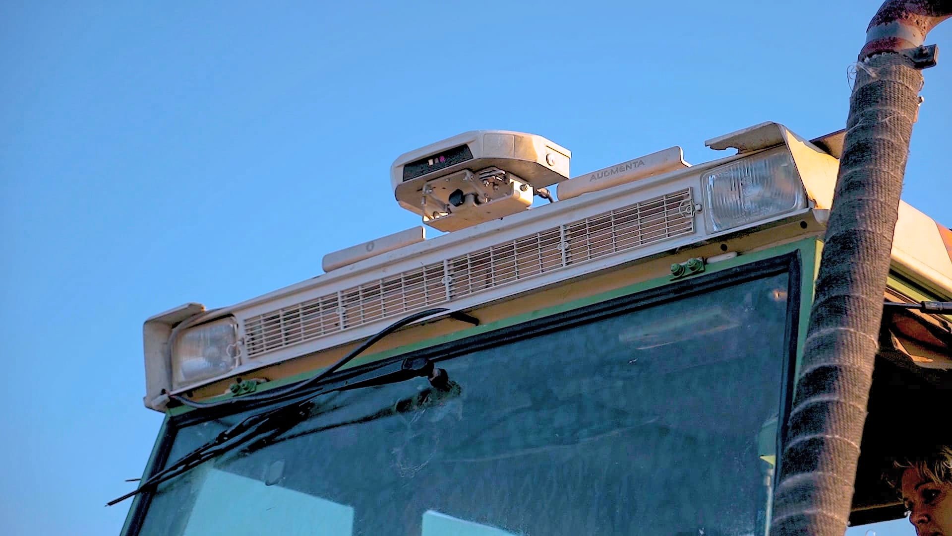 The unit is designed for retrofitting to a tractor roof