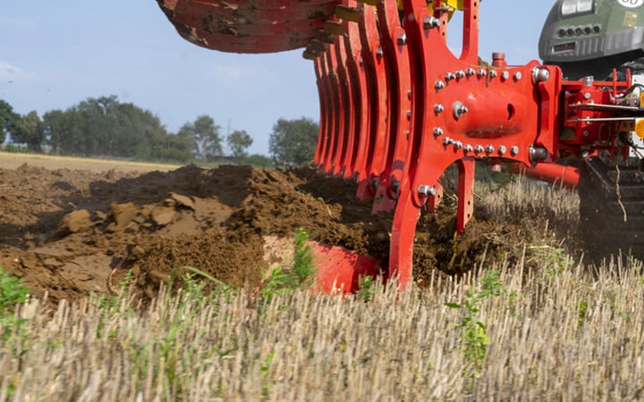 Achieving the optium geometry with larger tractors was a big part of the new plough's development