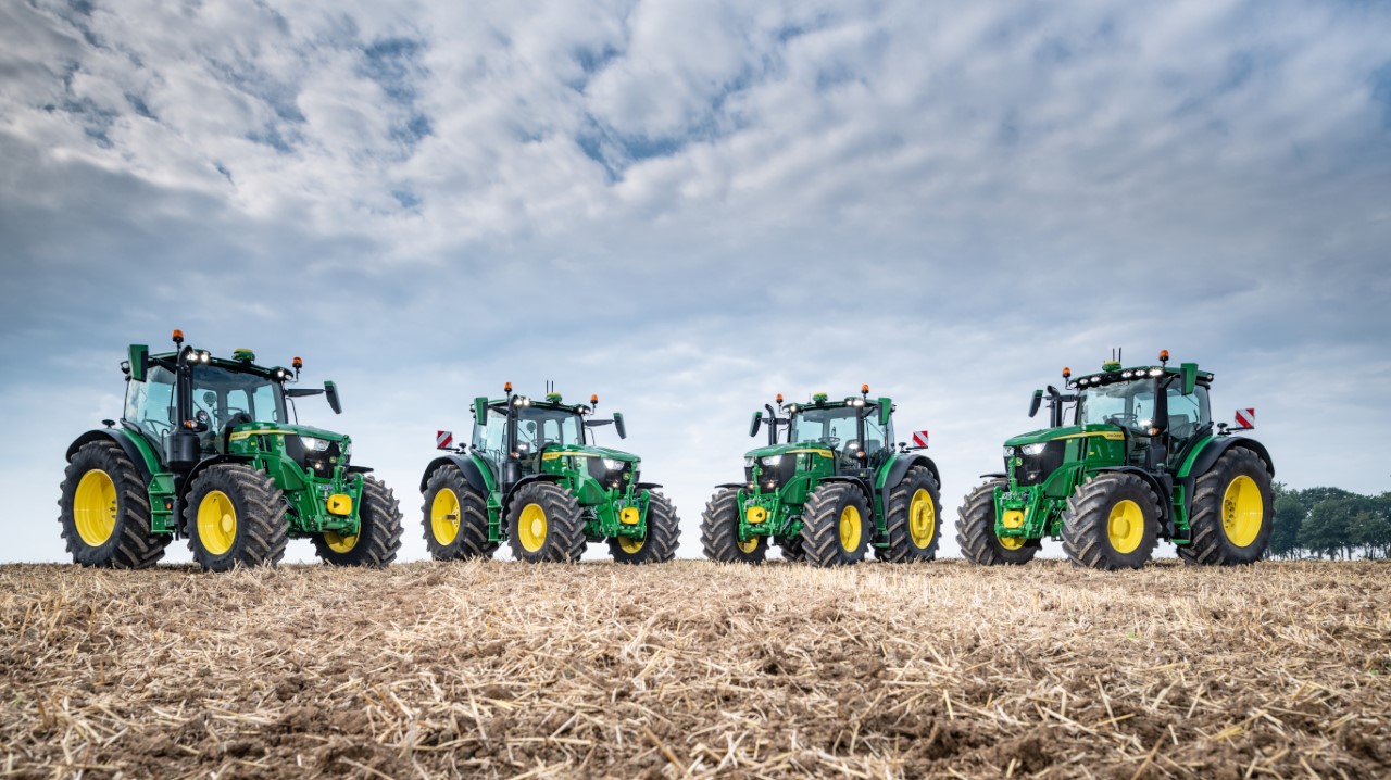 The four new tractors offer 204hp and 182hp from six-cylinder engines and 165hp and 154hp from four-cylinder motors.