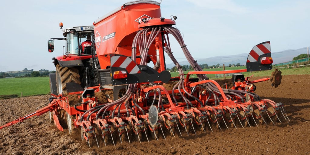 In the absence of big shows, local demo days became a draw and this Kuhn epitomised an autumn day's drilling in Co. Tipperary