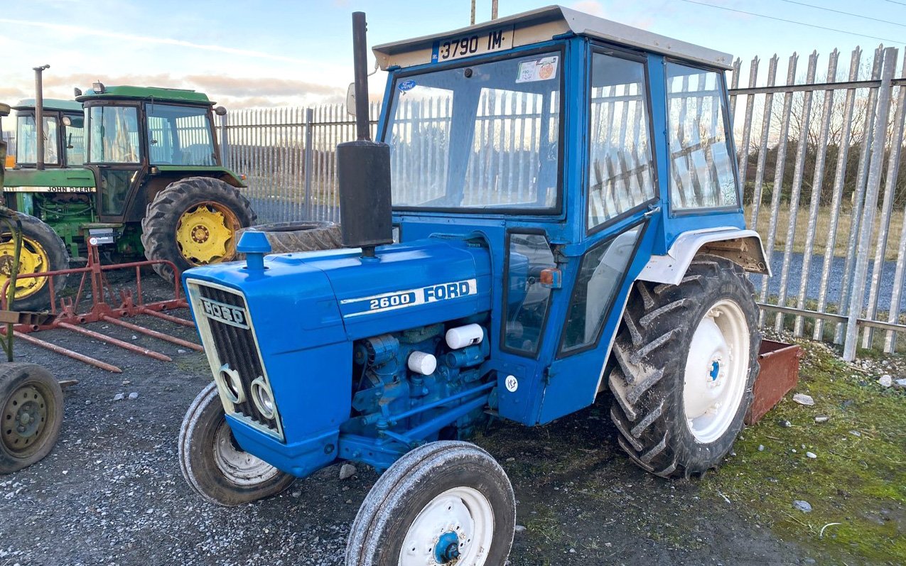 A 1977 and very tidy looking Ford 2600 brought in €4,800