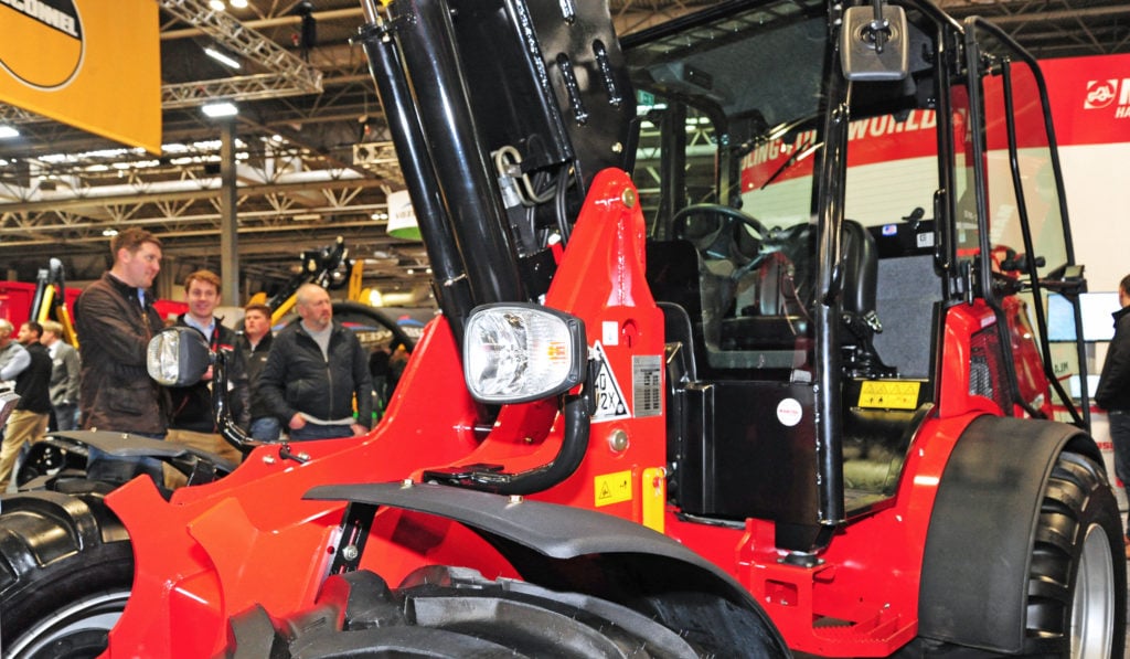 Large shows bring a large audience but are expensive to attend