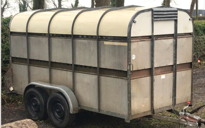 A smaller trailer suitable for calves or sheep should not be long in selling