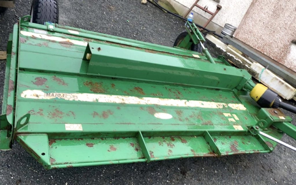 Trailed topper from major appears clean although its age is uncertain