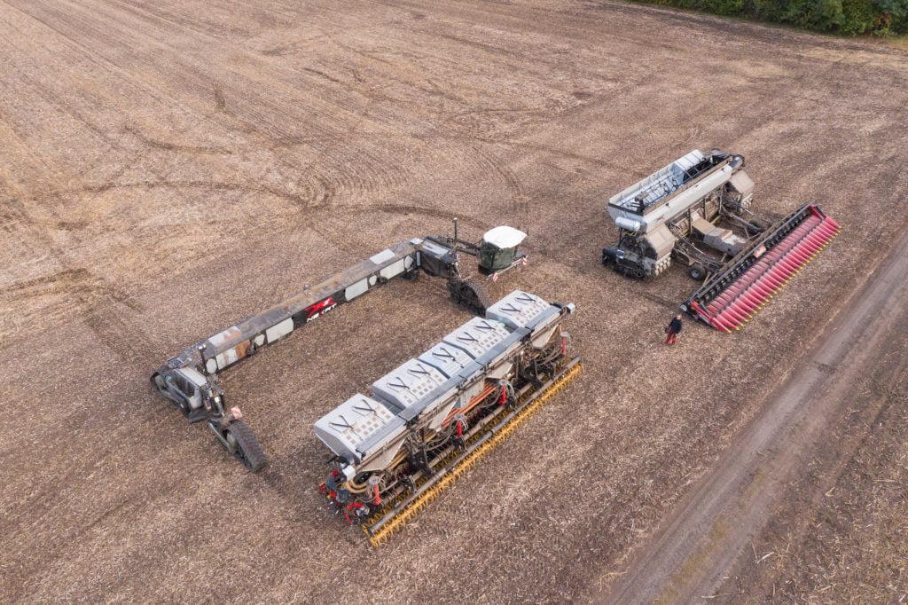 The Nexat may be considered a powered frame that docks with working modules rather than carrying them under a connecting span