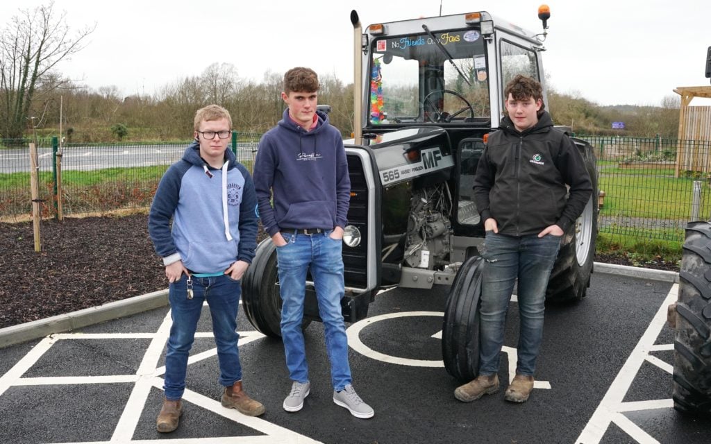 Refurbished in gloss black, similar to an option available on later models, this MF595 was brought along by Glen Fletcher, Tom O'Malley (owner) and Kevin Moran