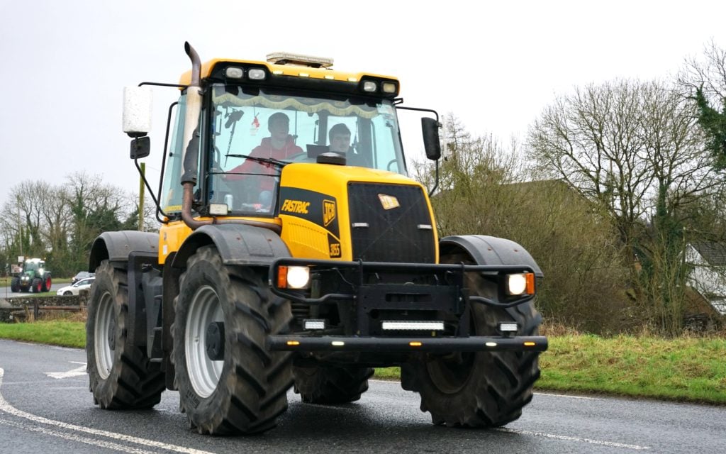 Often purchased for transport duties, the JCB Fastrac is one of those less common tractors that is frequently seen on the roads