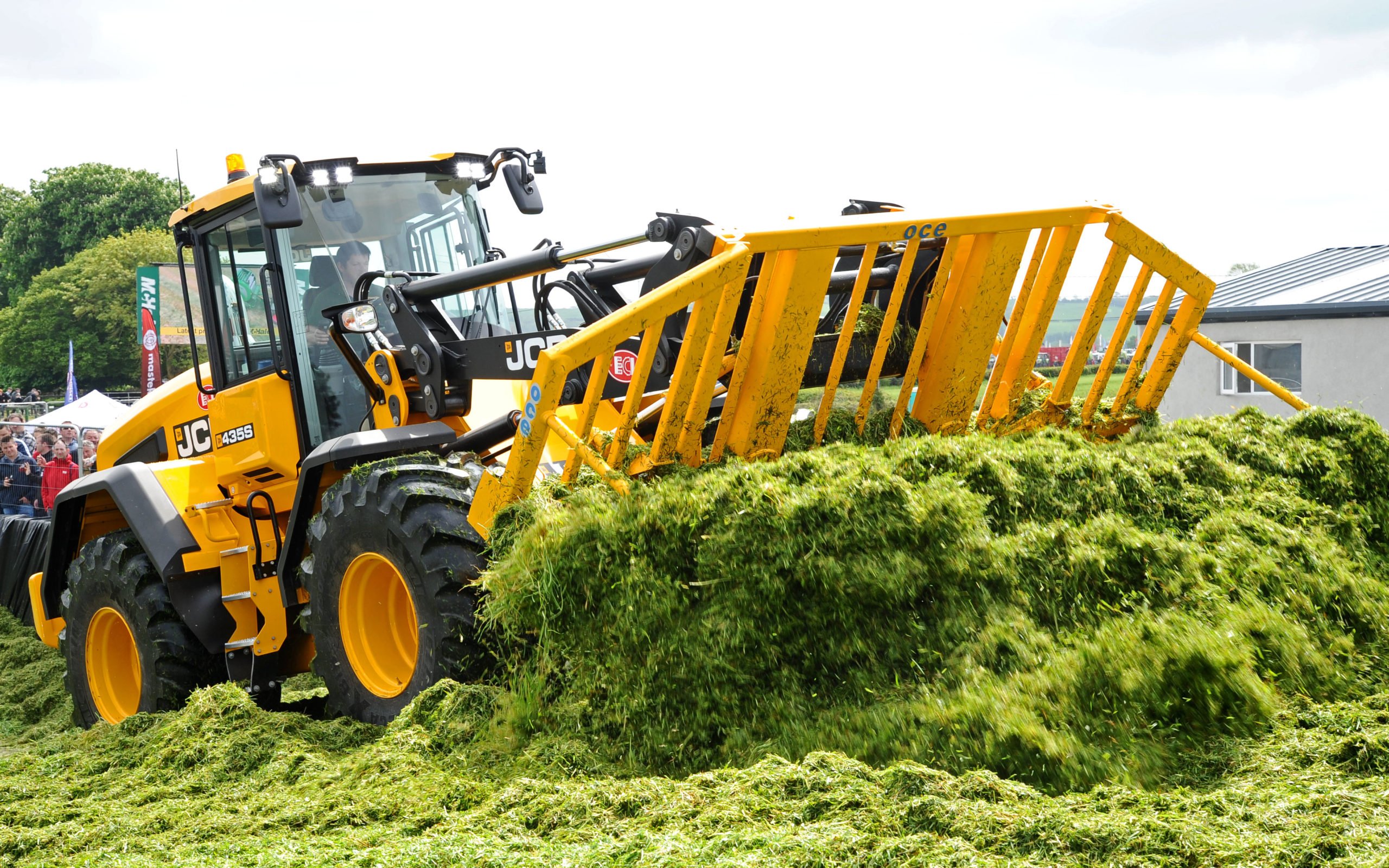 JCB came top of the heap in 220 selling 21 wheeled loaders
