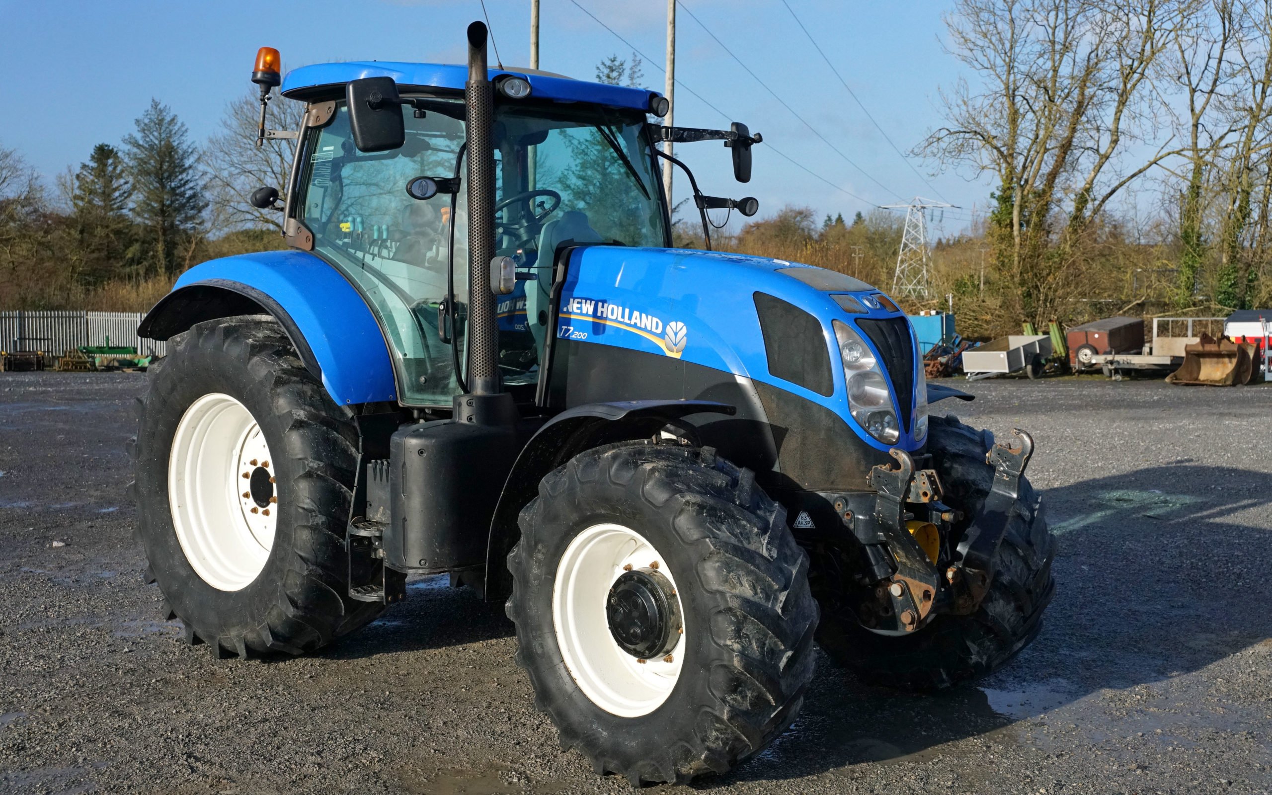 New Hollands are popular tractors in Ireland with no shortage of back up. This T7.200 offers 155hp and was first registered in the UK