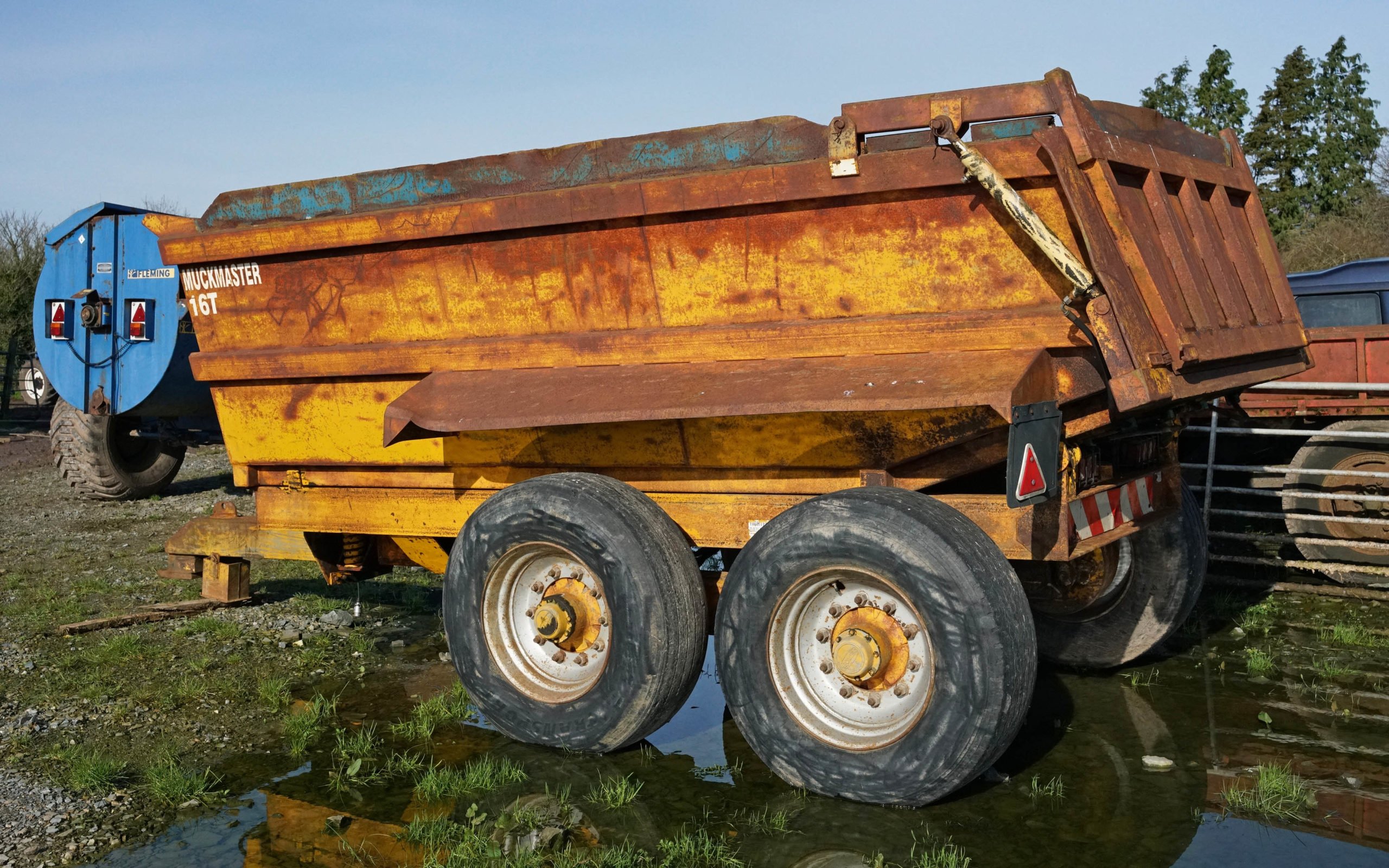 Another trailer with a sound floor is this twin axle dumper with tailgate