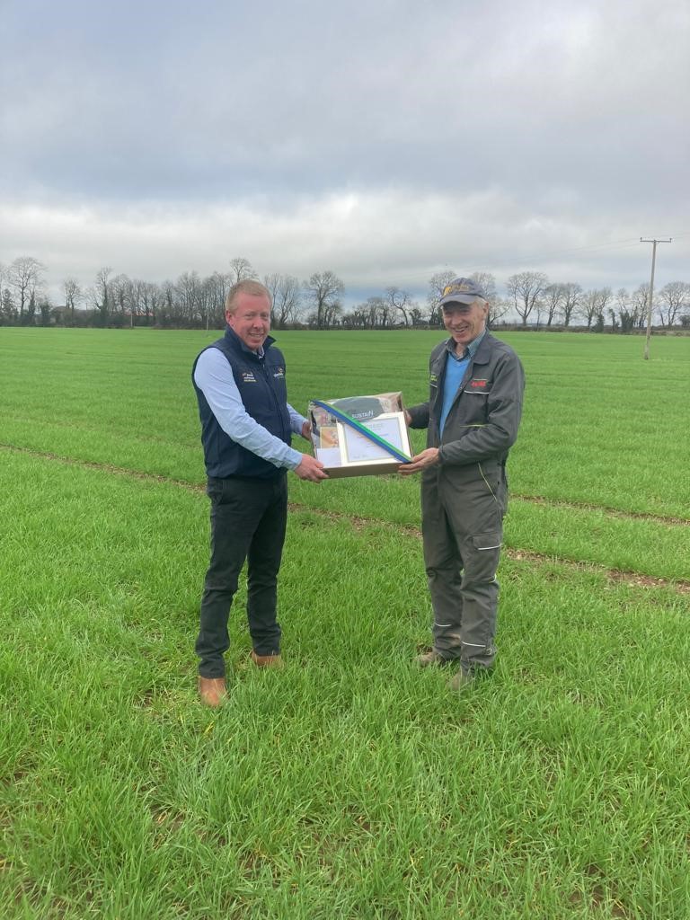 David Quinlan (Glanbia Ireland) and Diarmuid MacAmhlaiobh