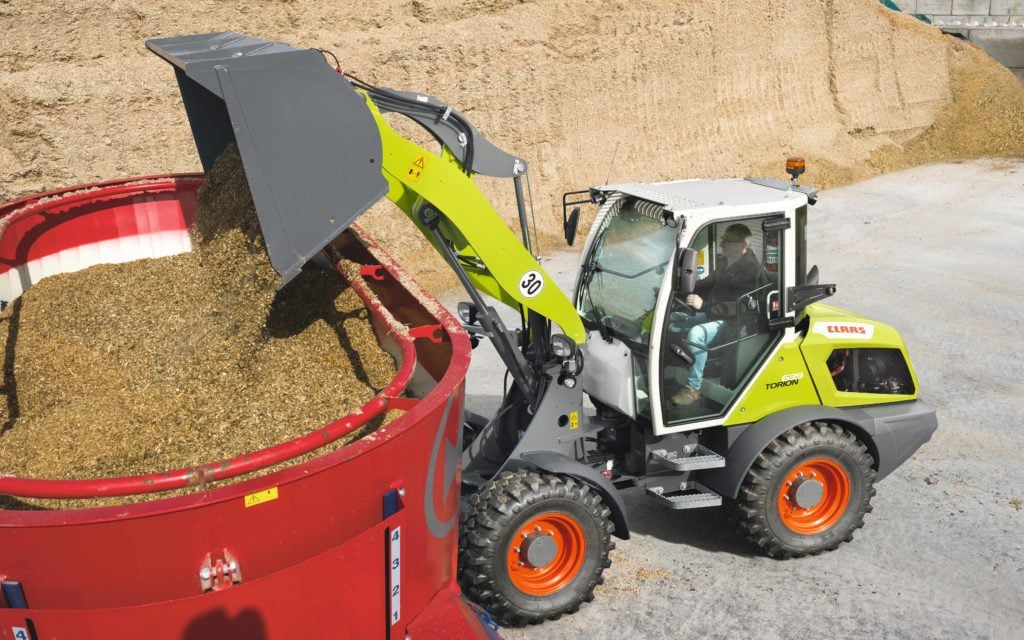 The Torion 639 can tip loads up to a height of 3.18m